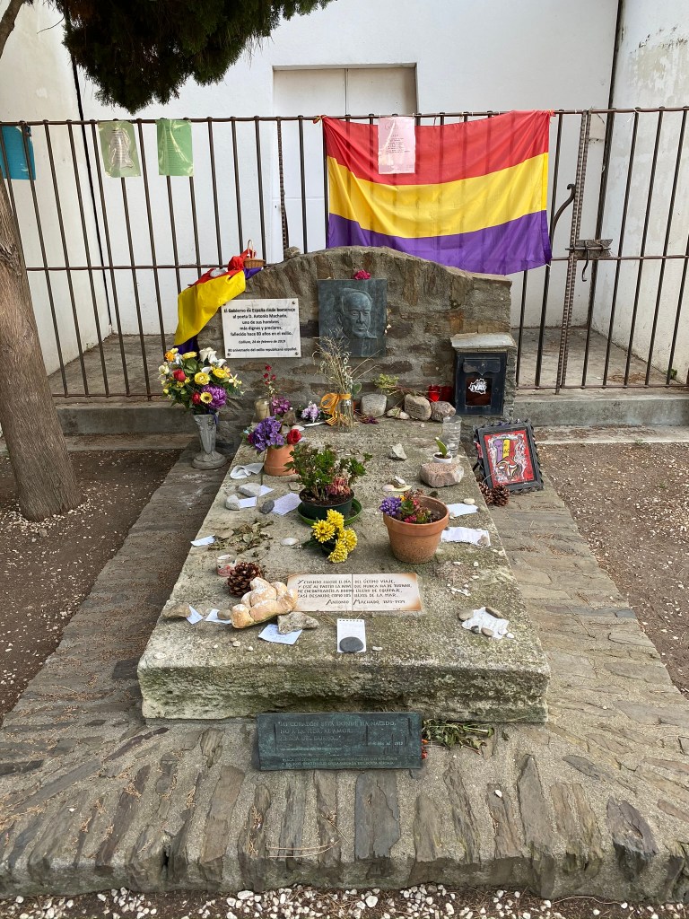 Tumba de Antonio Machado